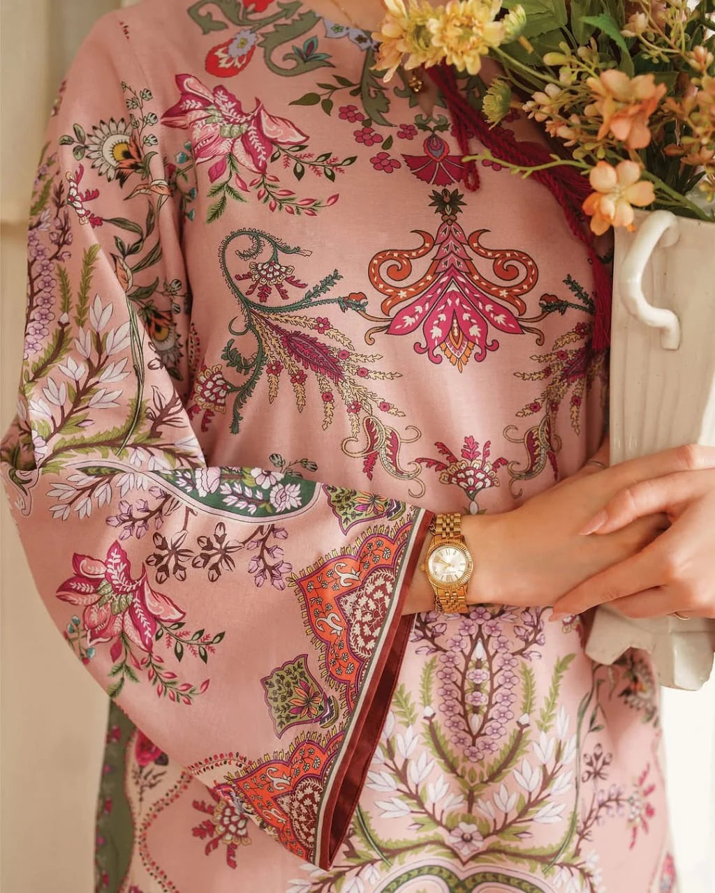 Whisper (Stitched 2 Pcs)