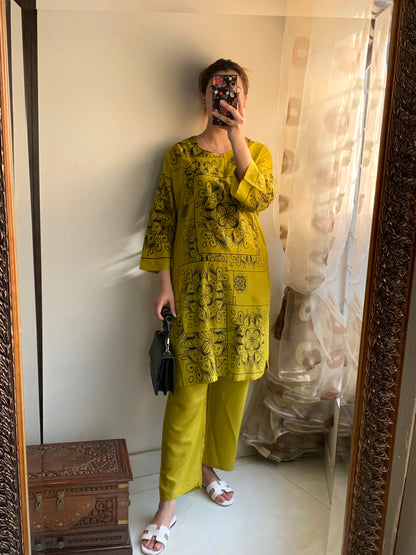 Meherbaan (Stitched 2 Pcs)