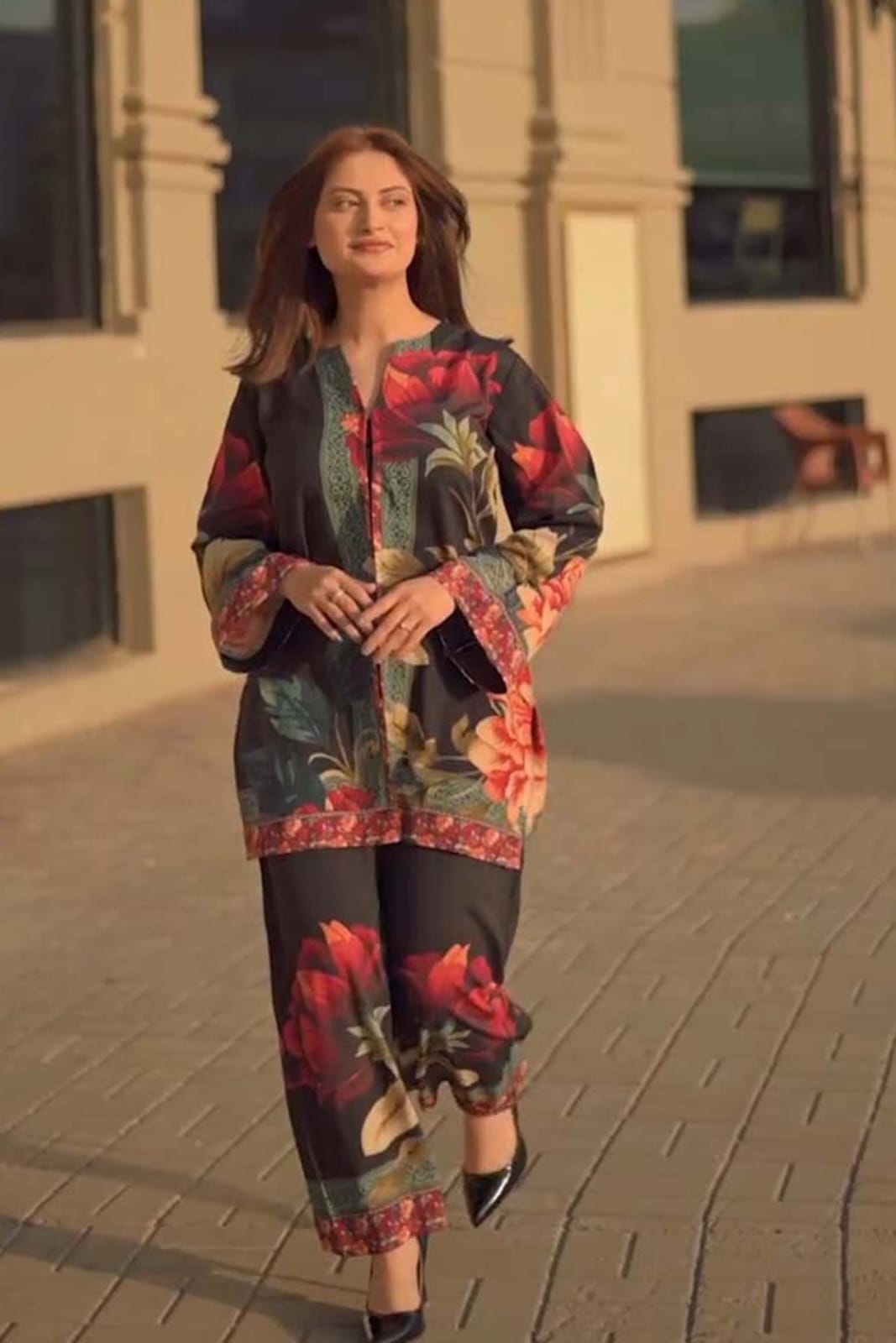 Majestic Rose Black (Digital 2 Pcs)