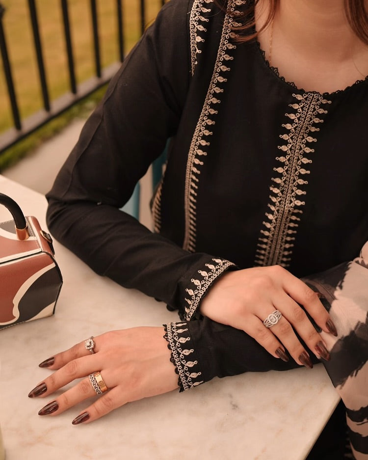 Wardah Long Length (Embroided 3 PCs)