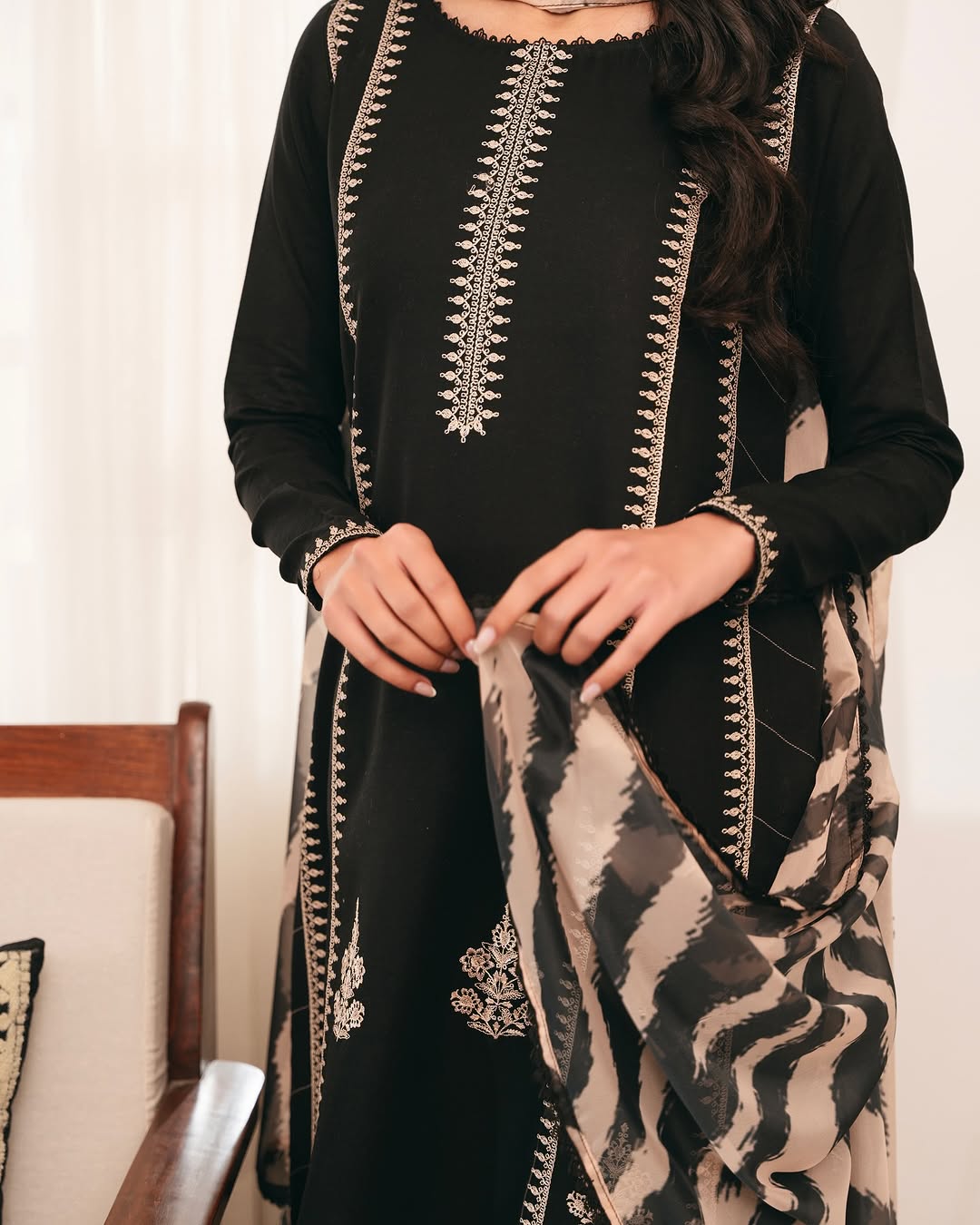 Wardah Long Length (Embroided 3 PCs)