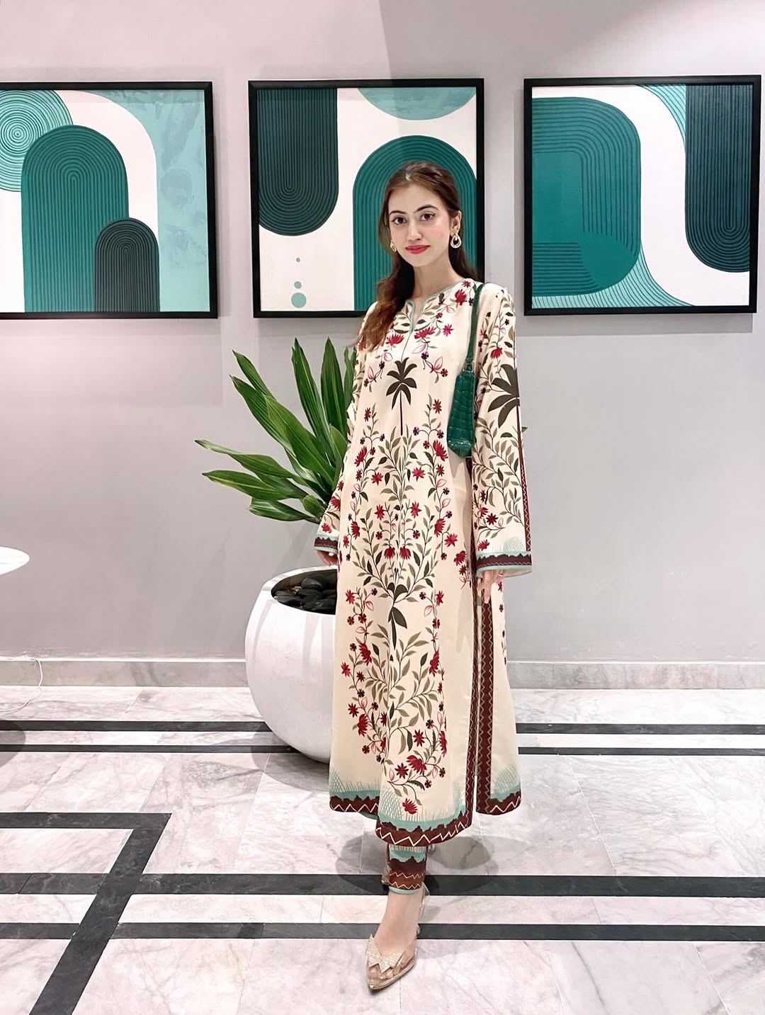 Nargis Long Length (Digital 2 Pcs)