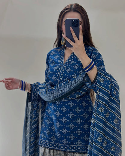 Ajrak Blue (Farshi Shlwar) Digital 3 PCs