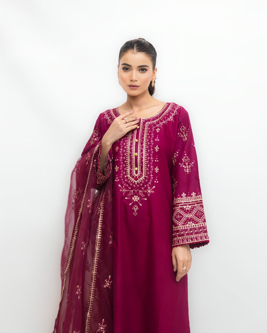 Tea Pink  (Embroided 3 PCs)