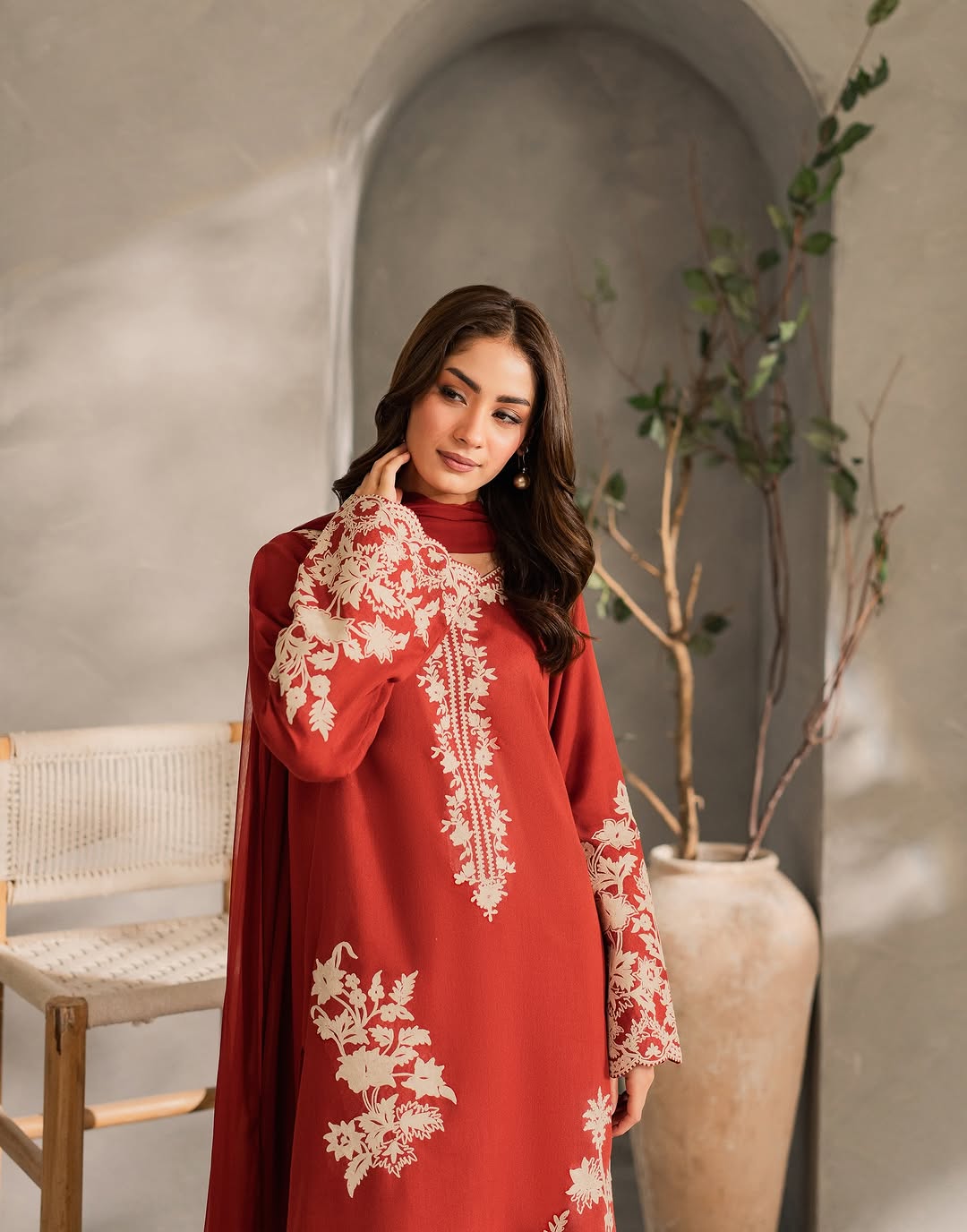 Poise (Stitched 3 Pcs)