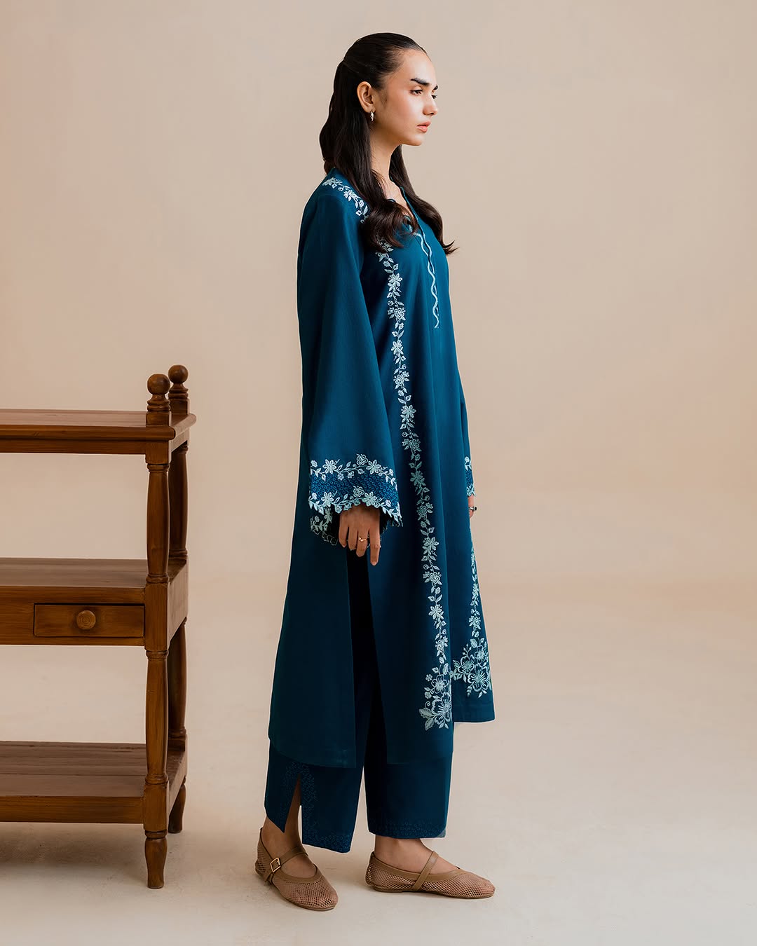 Noor Vol 1 ( Stitched 2 Pcs )